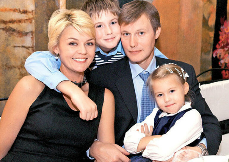 Семья Юлии Меньшовой Фото